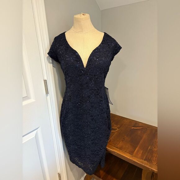 connected apparel Dresses & Skirts - NWT Connected Apparel Lace and Sequins Midi Dress Size 12